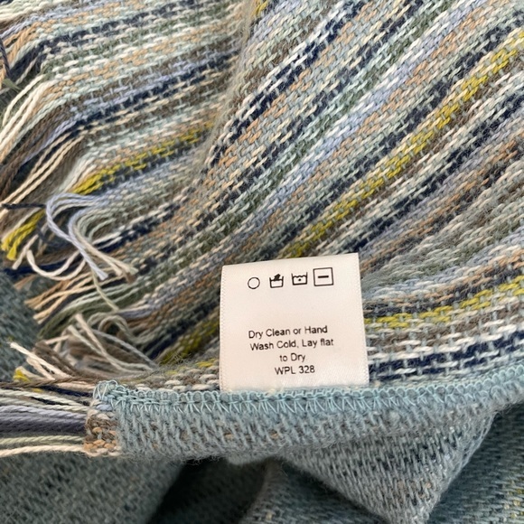 Faribault Woolen mill 100% wool blanket. - Picture 4 of 5
